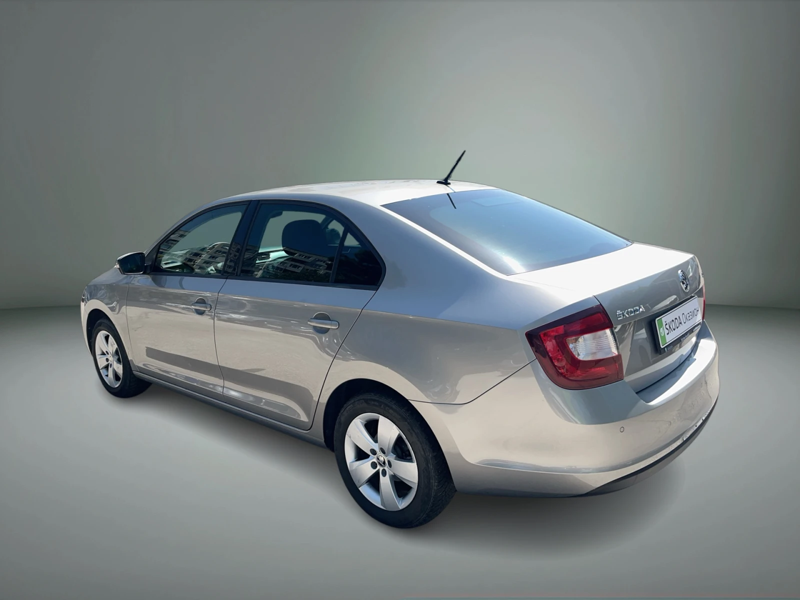 Skoda Rapid 1.0 TSI , снимка 3 - Автомобили и джипове - 55639507