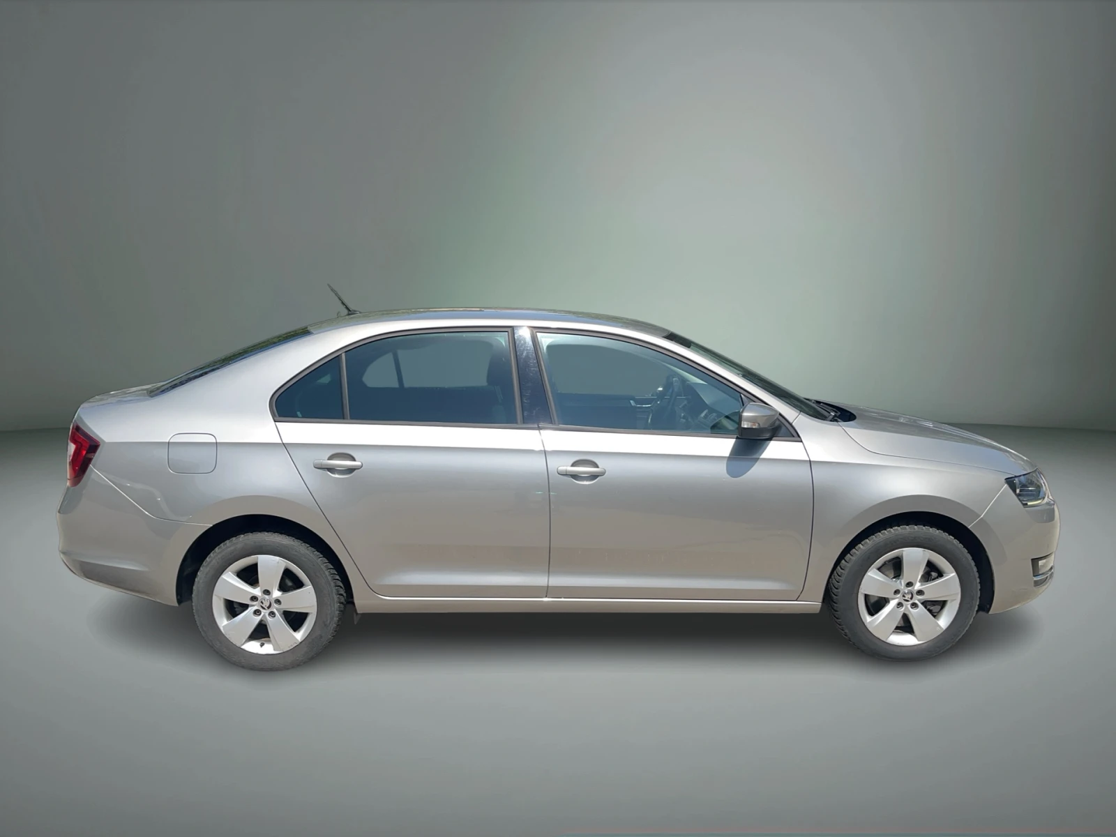 Skoda Rapid 1.0 TSI , снимка 6 - Автомобили и джипове - 55639507