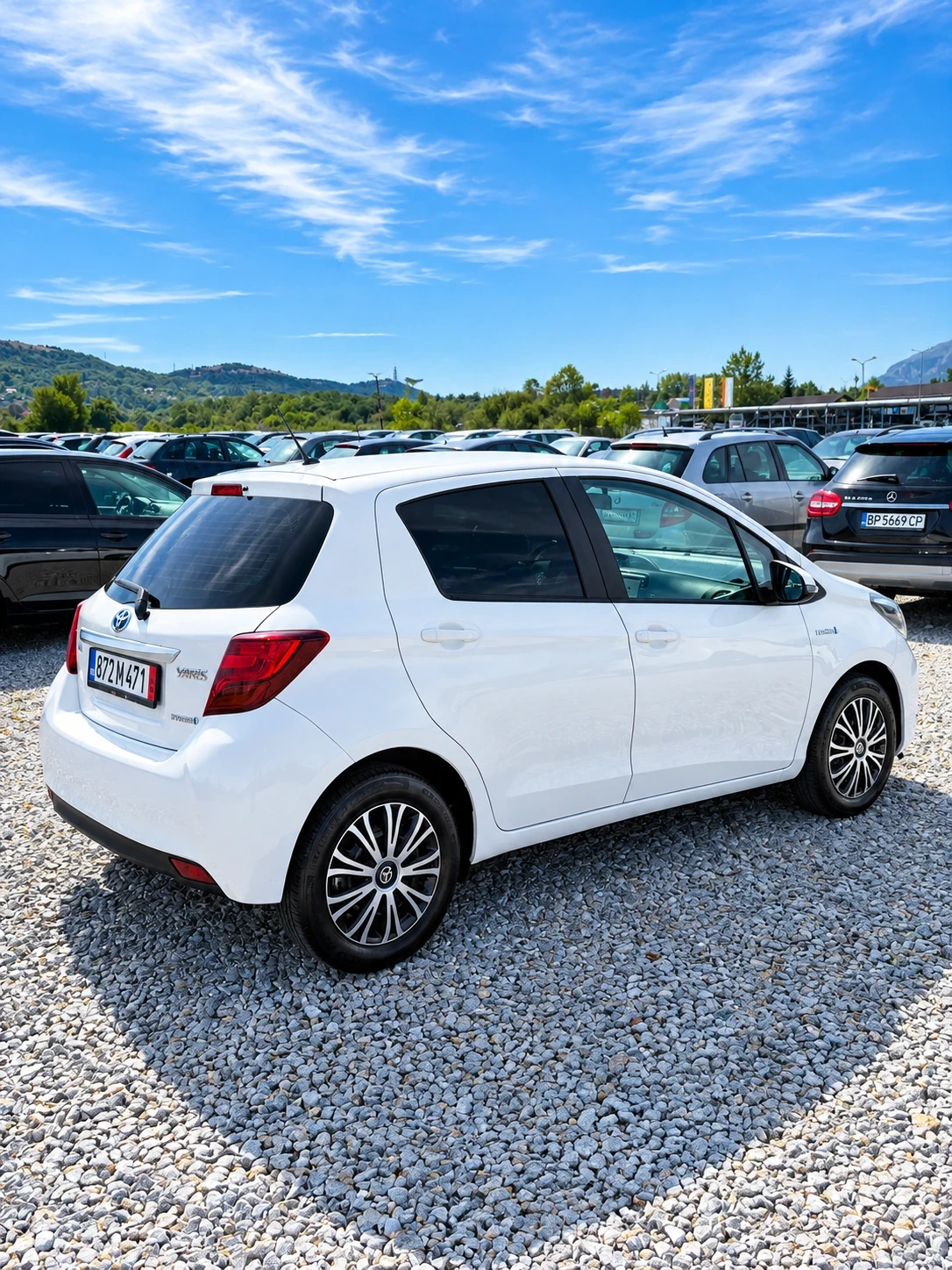 Toyota Yaris 1.5 E-CVT  Aut.  ����� ���� | Mobile.bg � ����������� 3