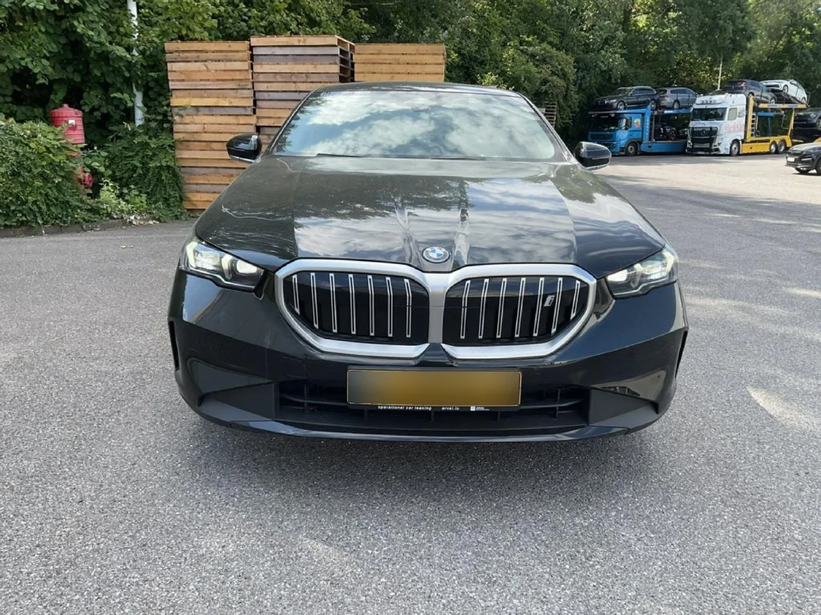 BMW i5 eDrive40 ���� ��������� 360 ������ | Mobile.bg � ����������� 3