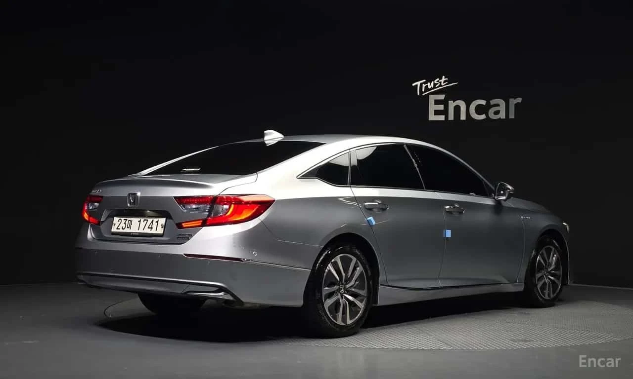Honda Accord * 2.0 Hybrid Touring *  | Mobile.bg � ����������� 2