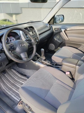 Toyota Rav4 2.0 D-4D 116Hp 4x4 Facelift  | Mobile.bg    12