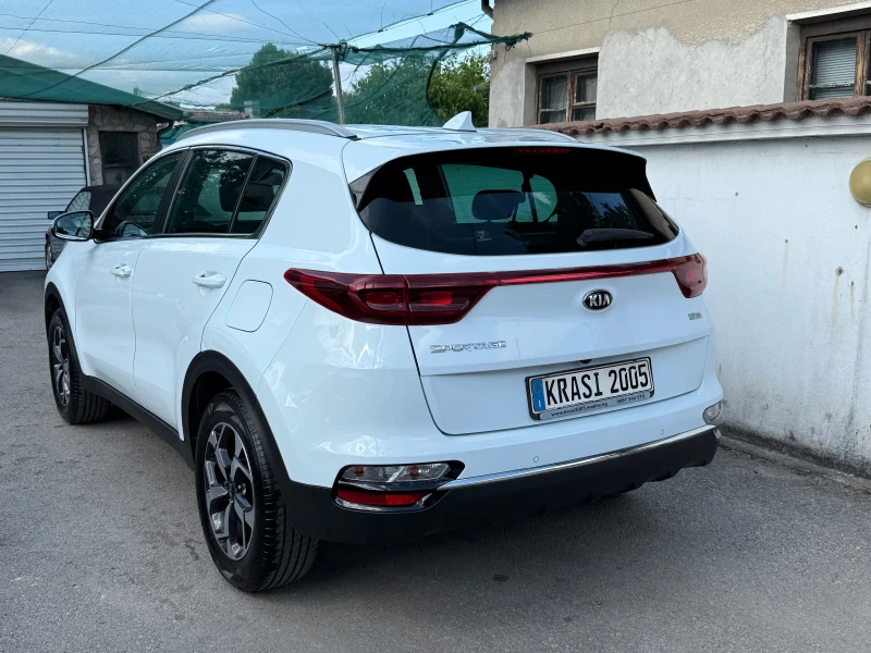 Kia Sportage 1.6GDI ГАЗОВ ИНЖЕКЦИОН, снимка 4 - Автомобили и джипове - 50943568