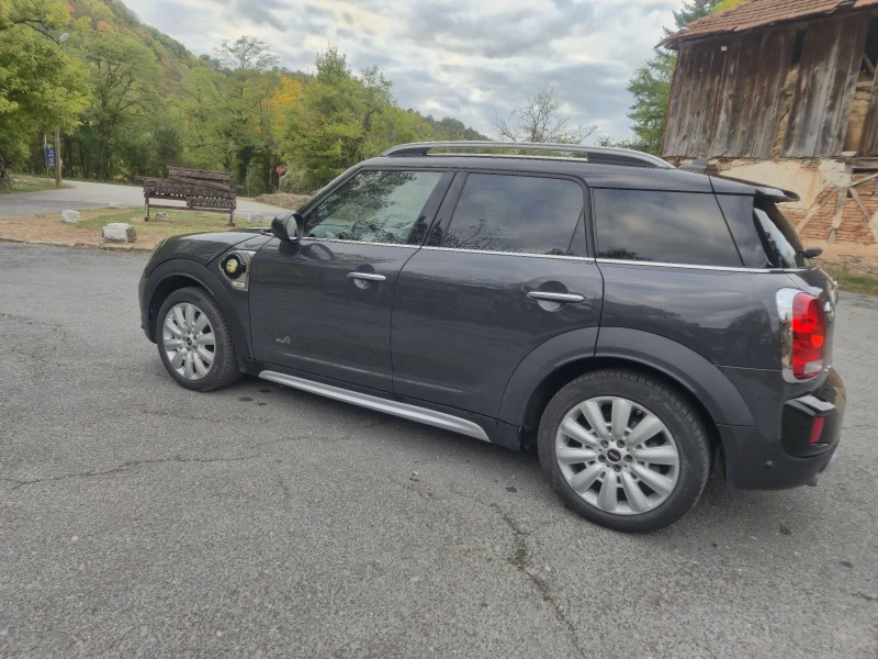Mini Countryman SE, снимка 13 - Автомобили и джипове - 52104076