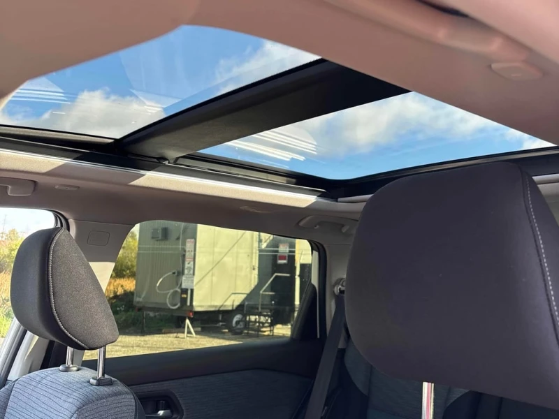 Nissan Rogue * SV Moonroof AWD * CARFAX * БЕЗ ПЪРВОНАЧАЛНА ВНОС, снимка 10 - Автомобили и джипове - 52950708