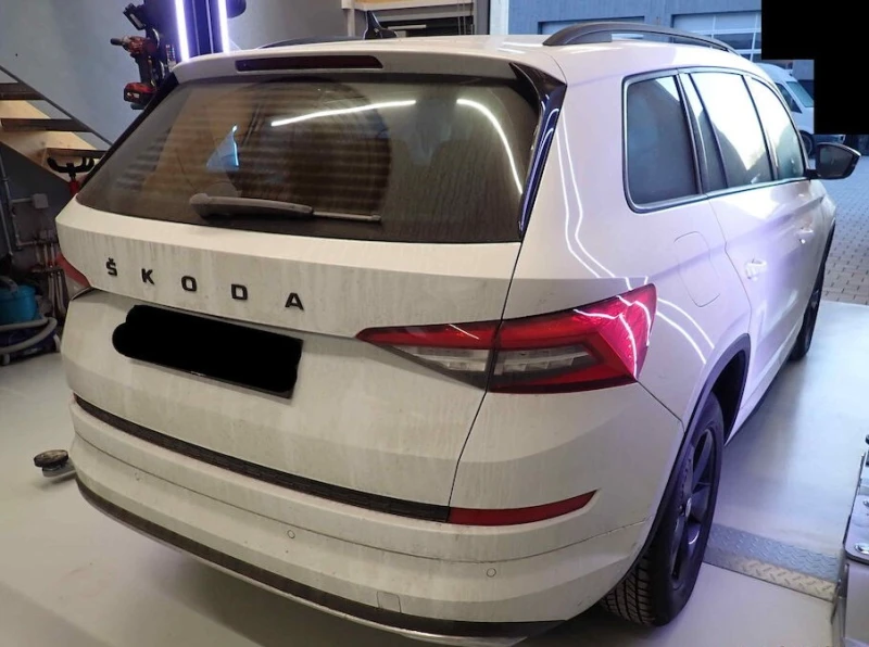 Skoda Kodiaq 2.0TDI Sportline 4x4, снимка 2 - Автомобили и джипове - 53063053
