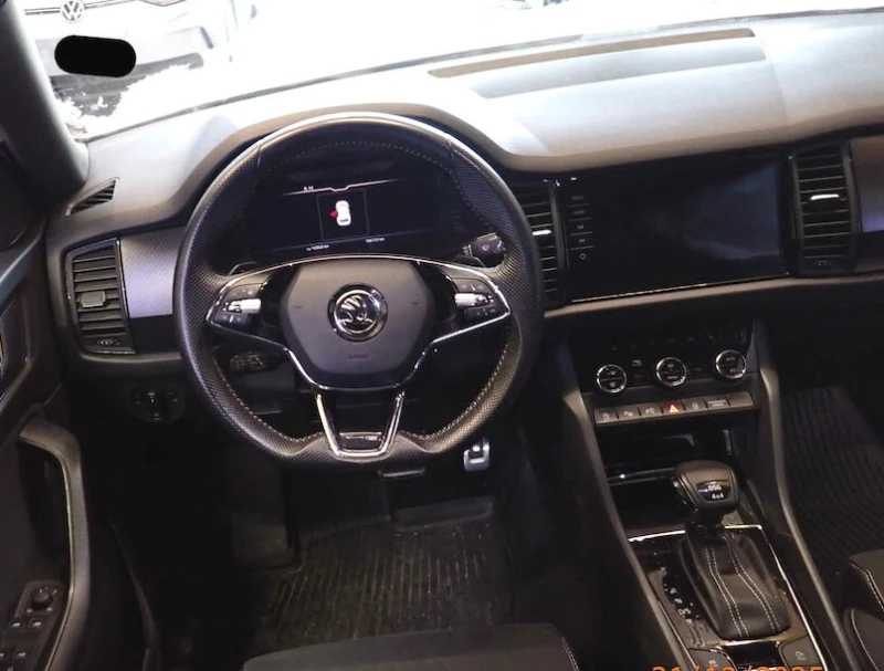 Skoda Kodiaq 2.0TDI Sportline 4x4, снимка 5 - Автомобили и джипове - 53063053