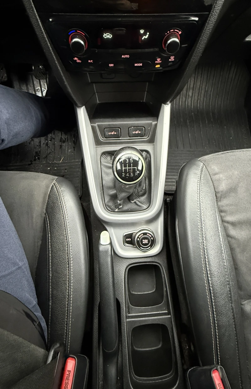 Suzuki Vitara DDIS/NAVI/CAMERA/DISTRONIC/EURO 6/KEYLESS/ALCAN., снимка 10 - Автомобили и джипове - 53242005