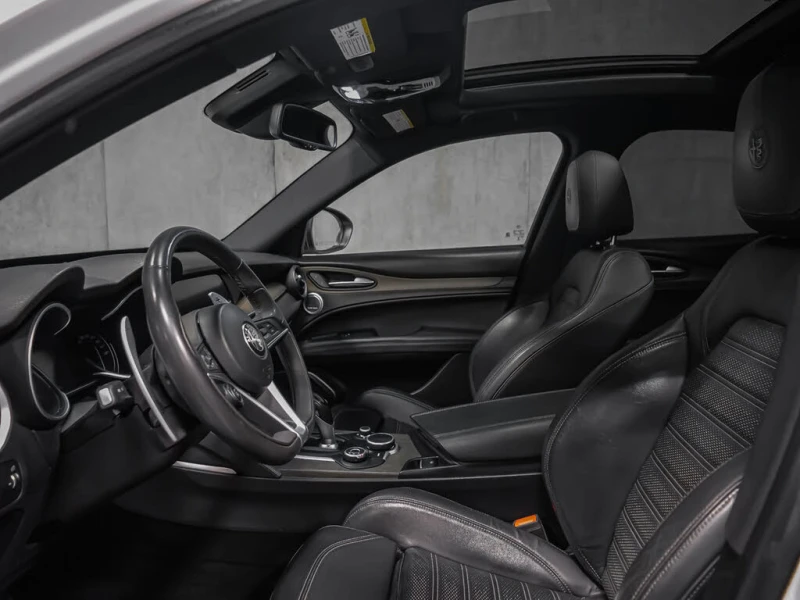 Alfa Romeo Stelvio Ti Sport* CARFAX* АвтоКредит* (ЦЕНА ДО БГ), снимка 13 - Автомобили и джипове - 53245228
