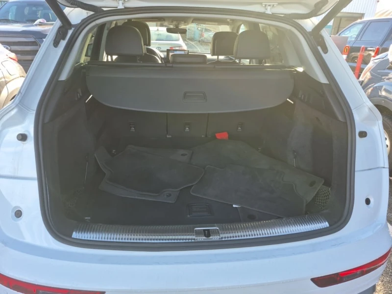 Audi Q5 45TFSI * PROGRESSIV * CARFAX * , снимка 13 - Автомобили и джипове - 53314973