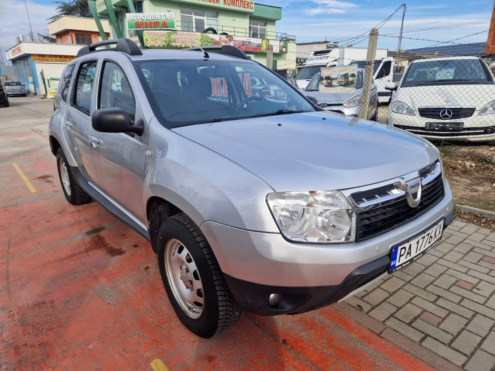 Dacia Duster 1.5. Собствен лизинг  - изображение 3