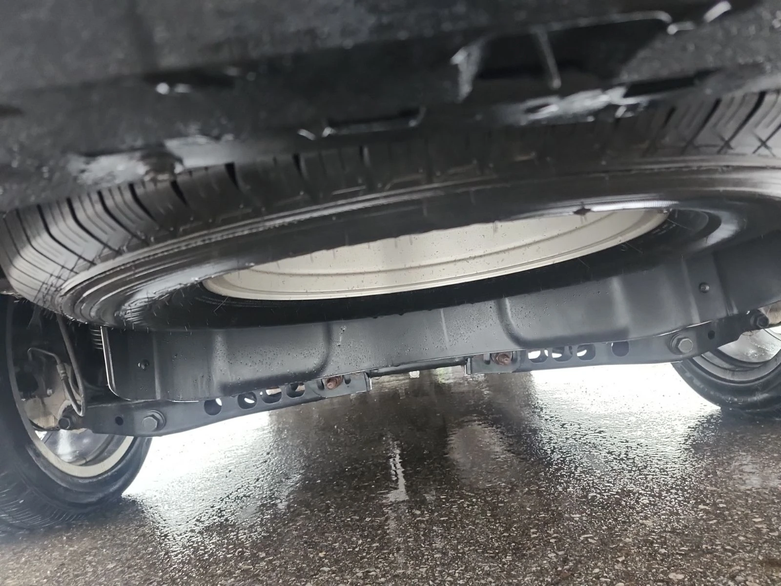 Jeep Grand Wagoneer SERIES III  CARFAX, снимка 16 - Автомобили и джипове - 53709613