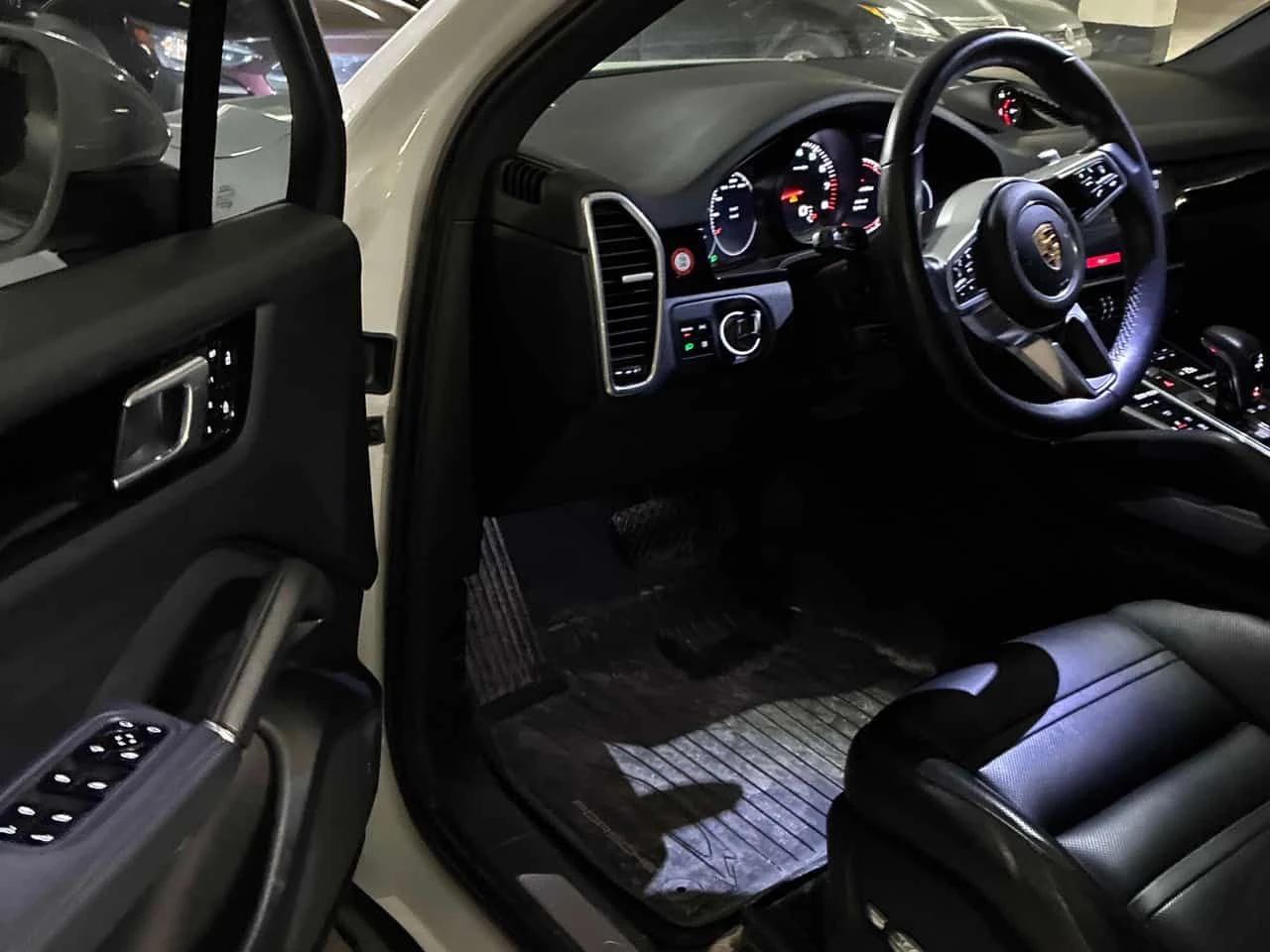 Porsche Cayenne AWD  CARFAX, снимка 6 - Автомобили и джипове - 54183101