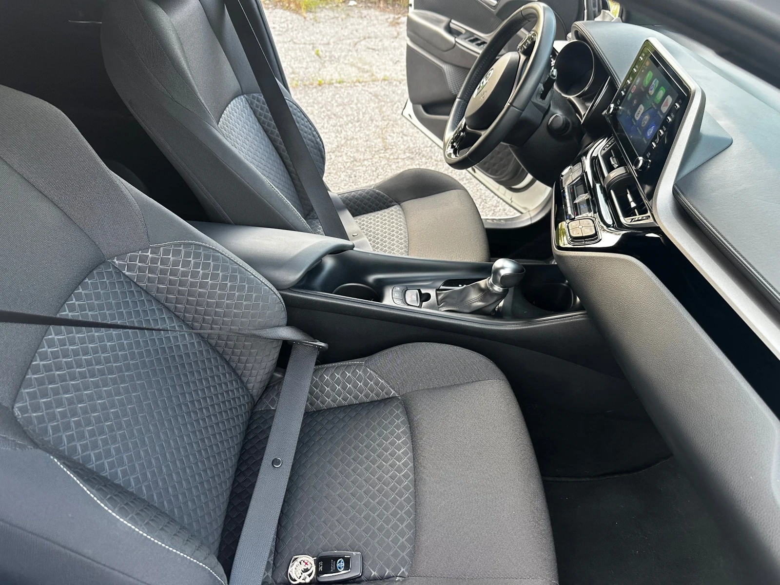 Toyota C-HR, снимка 14 - Автомобили и джипове - 54825478