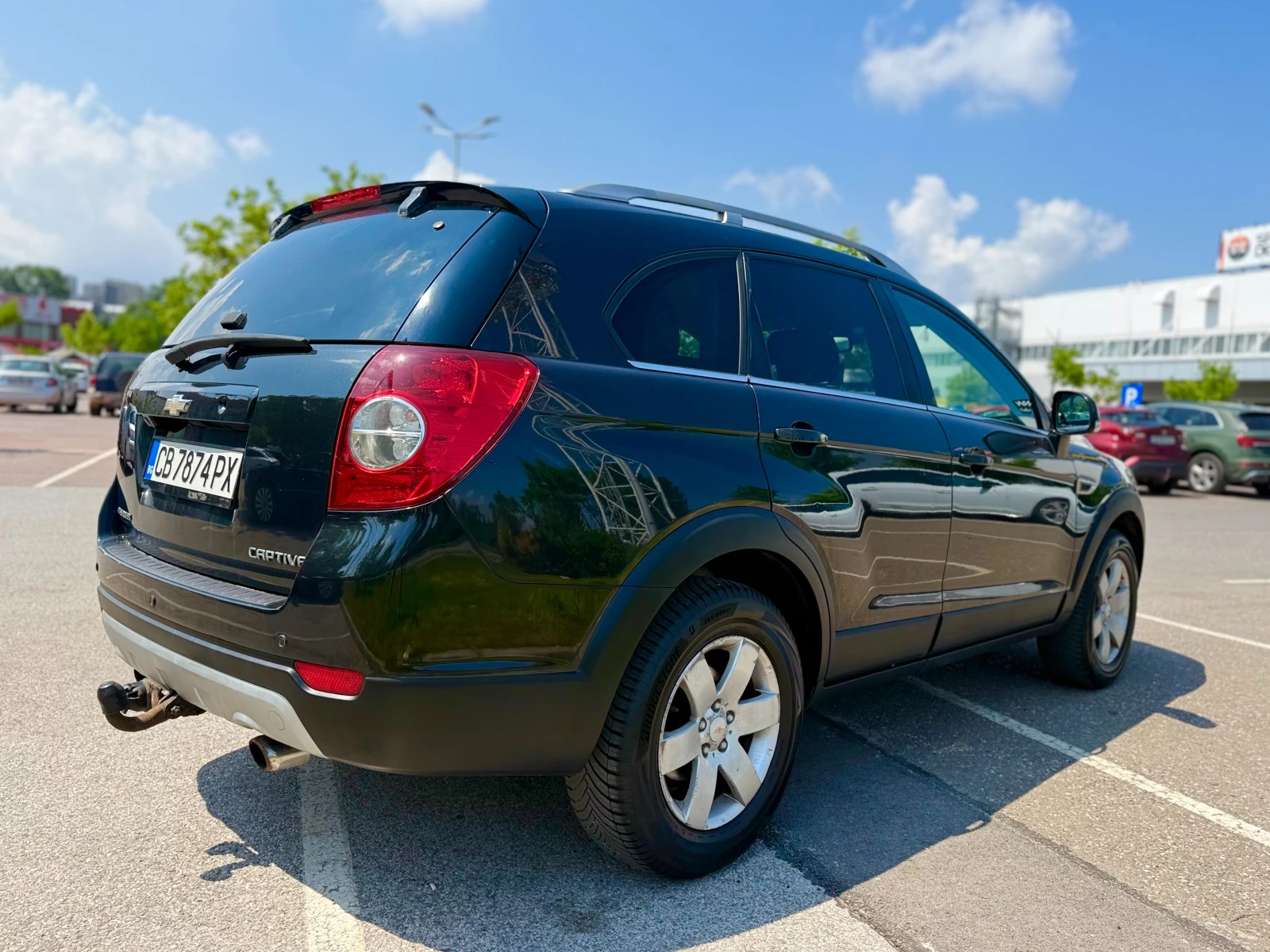 Chevrolet Captiva 2.2D 6 МЕСЕЦА ГАРАНЦИЯ ИЛИ 5000КМ СЕРВИЗНА ИСТОРИЯ, снимка 4 - Автомобили и джипове - 54869373