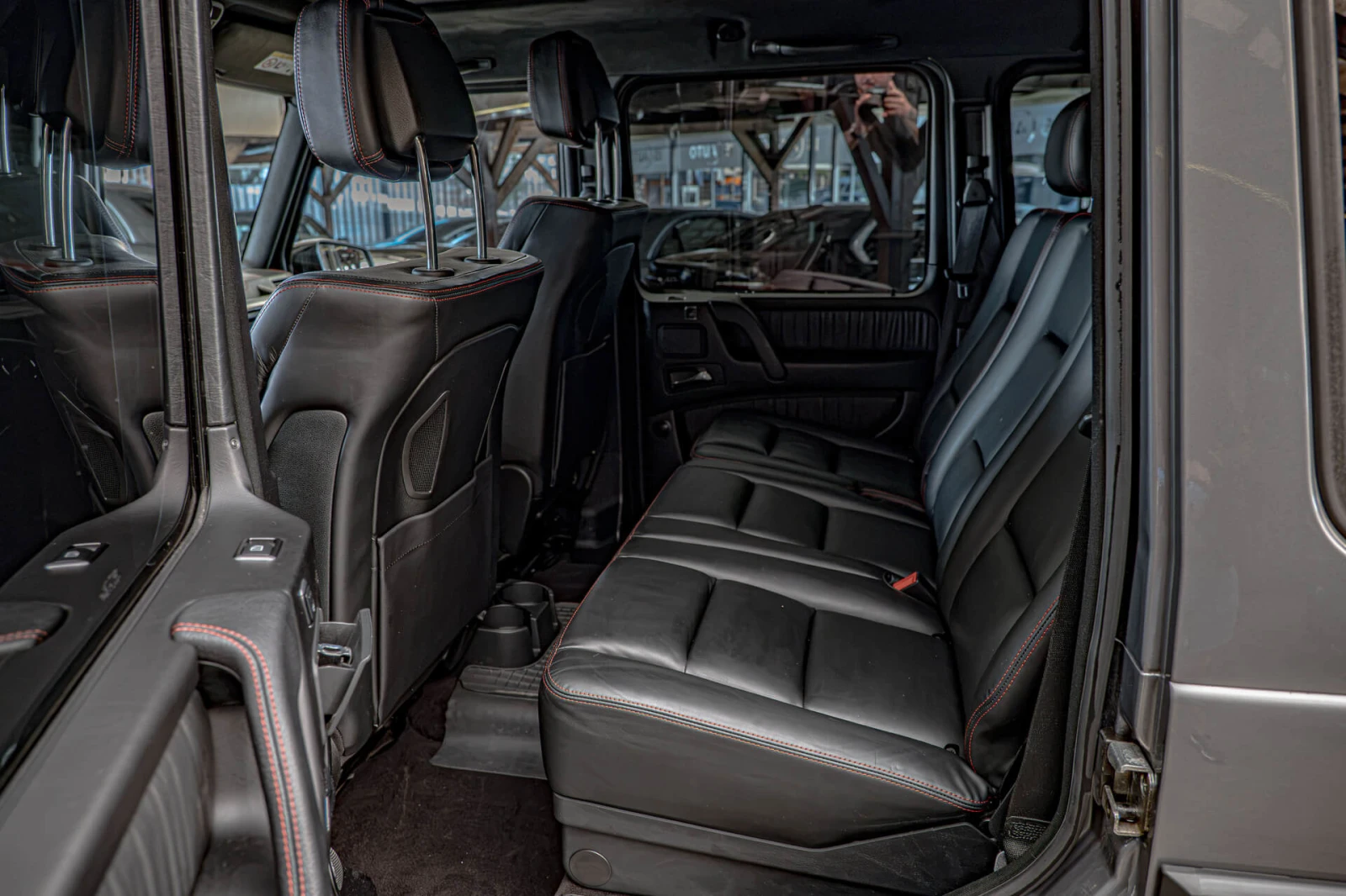 Mercedes-Benz G 350 Designo/Memory/Harman Kardon/Камера/Обдухване/Шибе, снимка 10 - Автомобили и джипове - 55383390