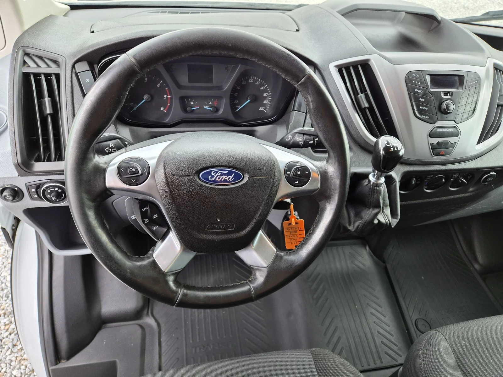 Ford Transit 2.0 TDCi, Климатик, Евро 6, снимка 9 - Бусове и автобуси - 55192228