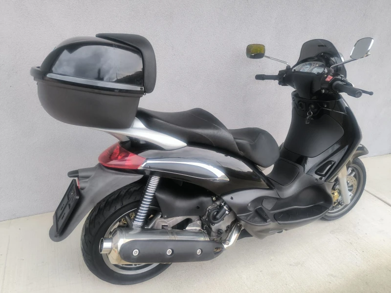 Piaggio Beverly 500 ie, 2004 година, 25.387 км., снимка 3 - Мотоциклети и мототехника - 52368212