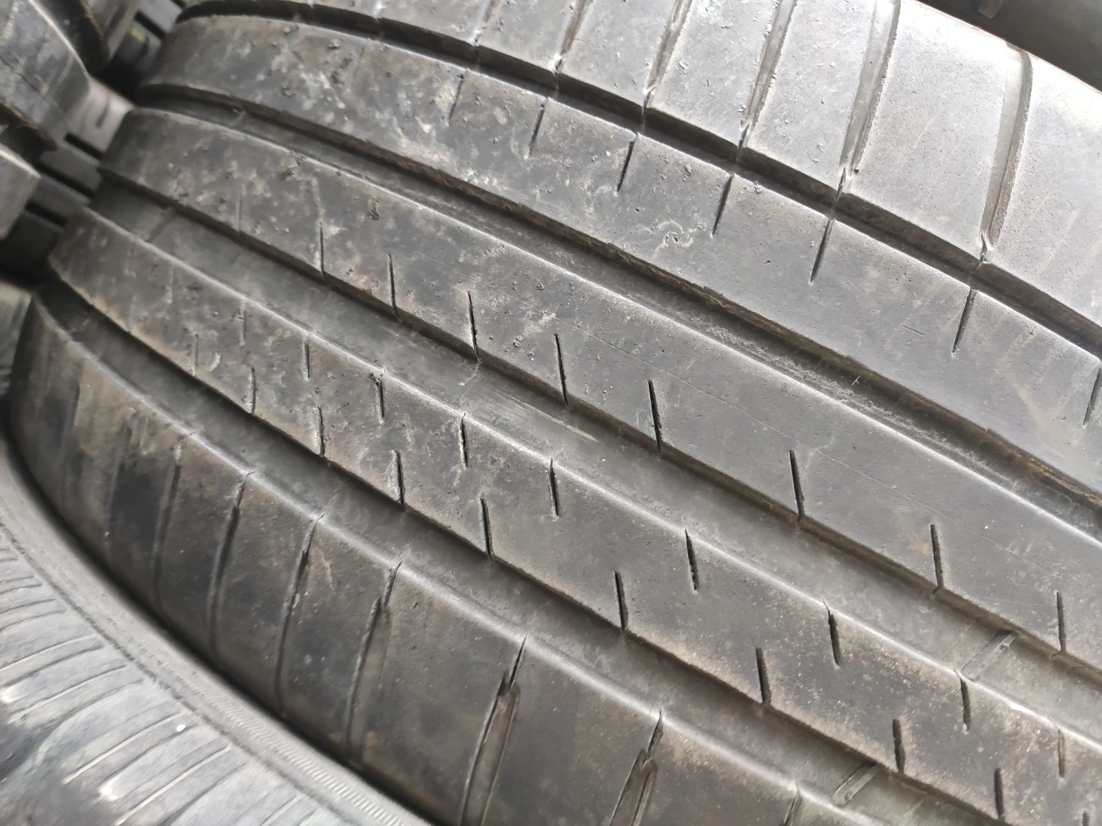  245/40R19 | Mobile.bg   4