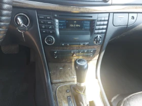 Mercedes-Benz E 320 Комби, снимка 10