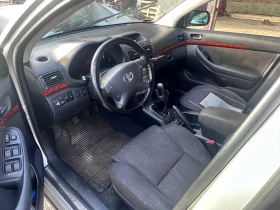 Toyota Avensis 1.8 НА ЧАСТИ, снимка 7