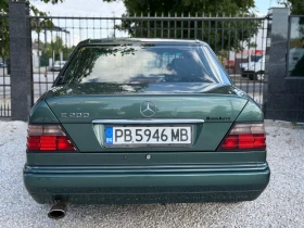 Mercedes-Benz E 200 ШИРОКА ЛАЙСТНА/КЛИМАТРОНИК, снимка 13