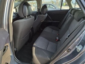 Toyota Avensis 1.8i/НАВИ/КАМЕРА/180000КМ - 13800 лв. - 19932263 10