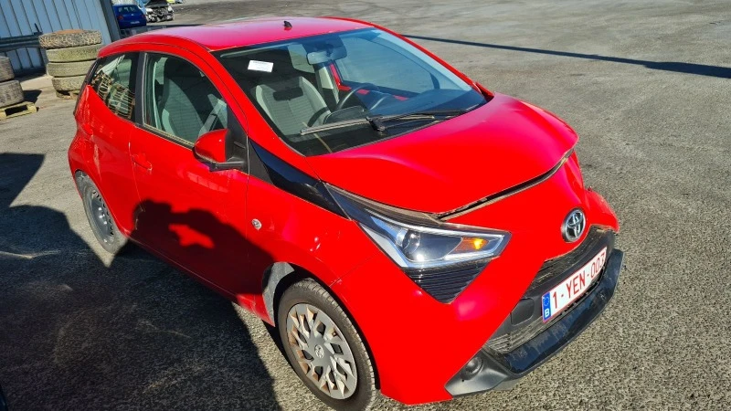 Toyota Aygo 1.0i, снимка 1 - Автомобили и джипове - 48320110