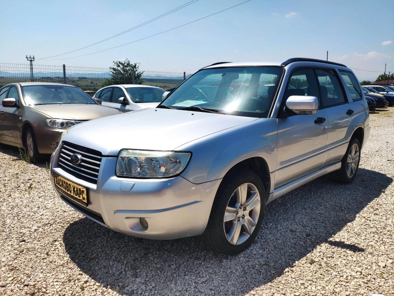 Subaru Forester 2.0I, снимка 3 - Автомобили и джипове - 41746596