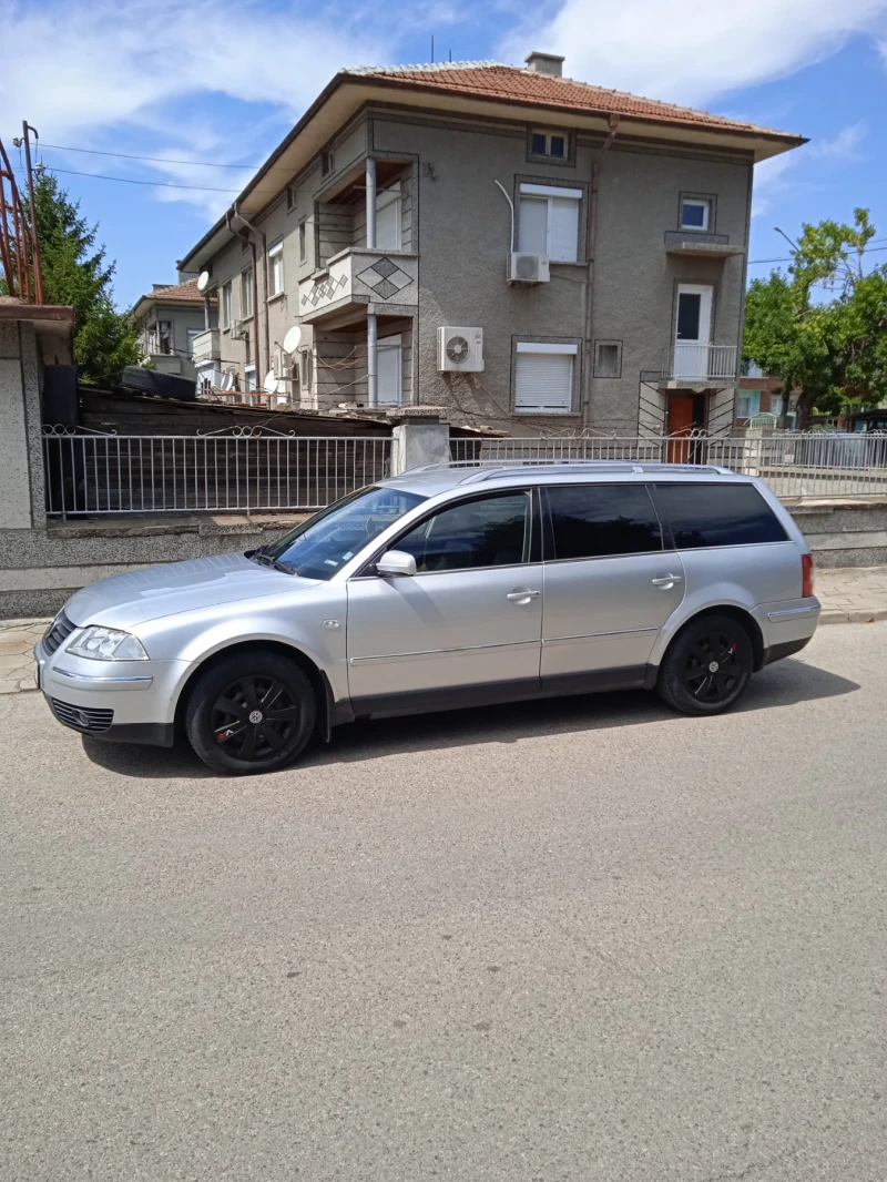 VW Passat, снимка 4 - Автомобили и джипове - 47017304