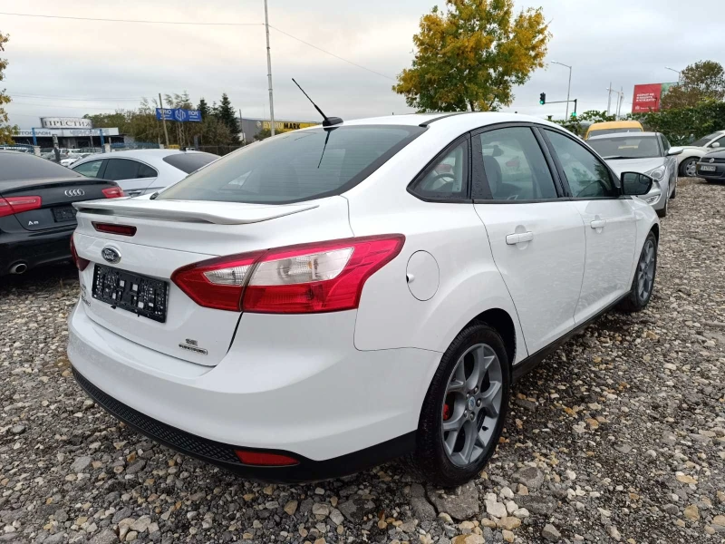 Ford Focus 2.0, снимка 5 - Автомобили и джипове - 47623371