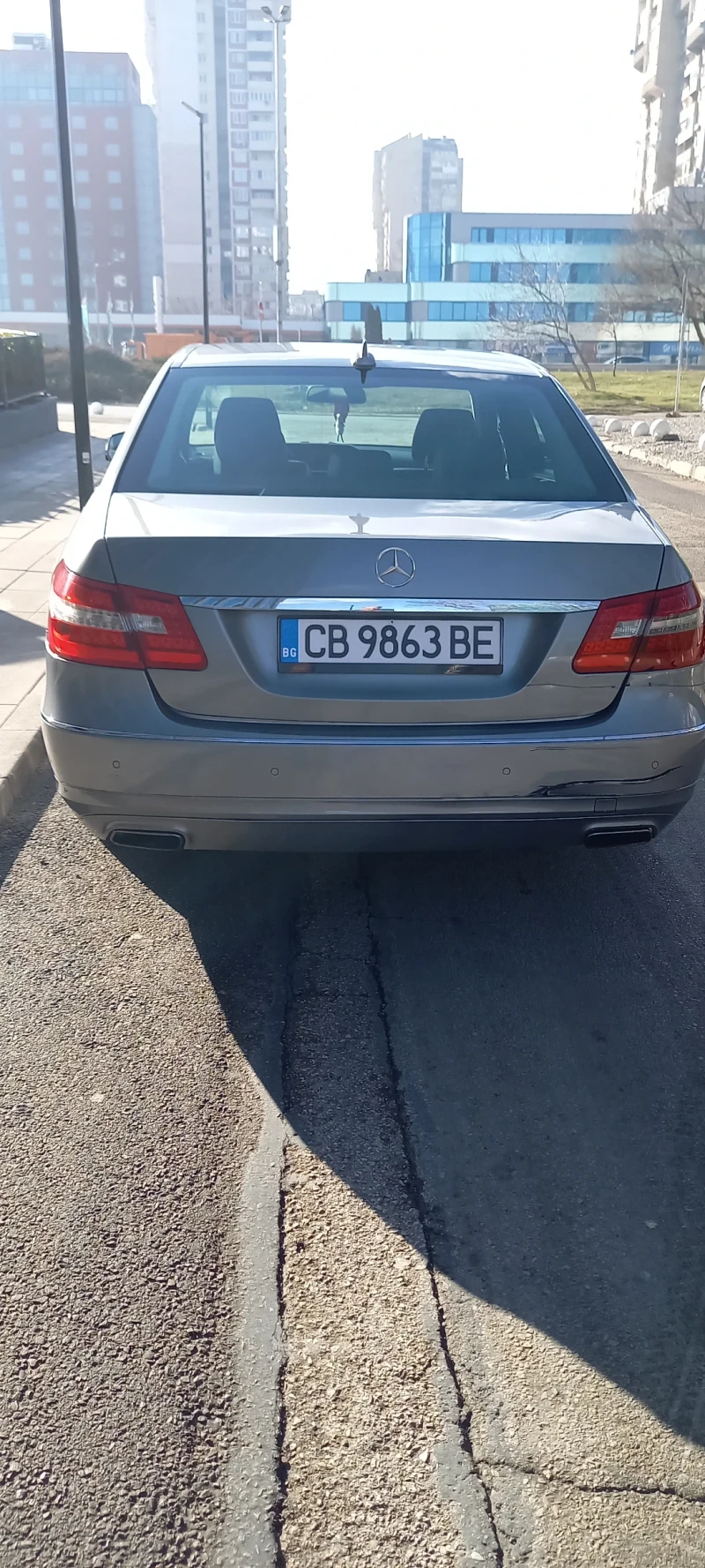 Mercedes-Benz E 220 Сди, снимка 4 - Автомобили и джипове - 49280004