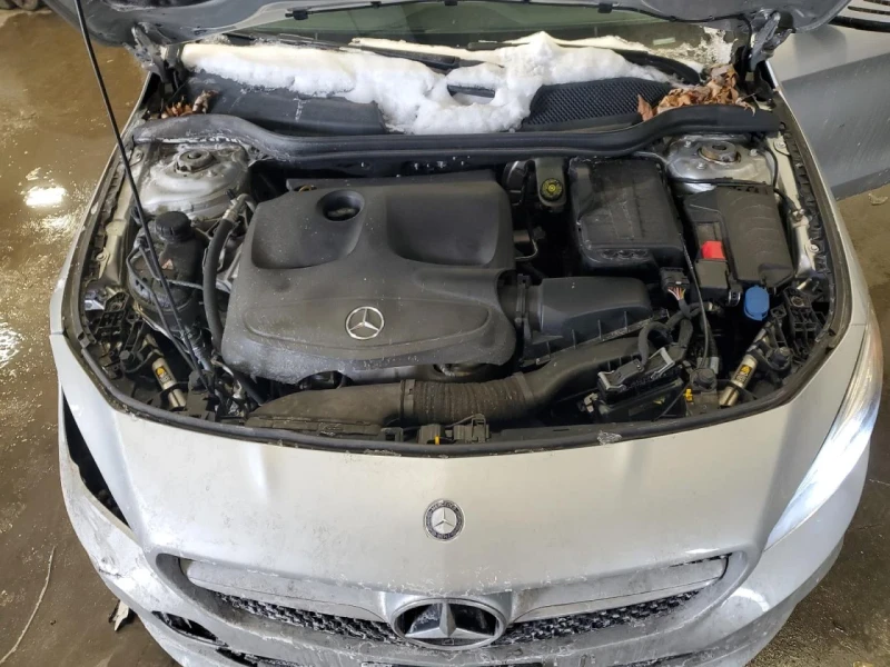 Mercedes-Benz CLA 250, снимка 11 - Автомобили и джипове - 49290295