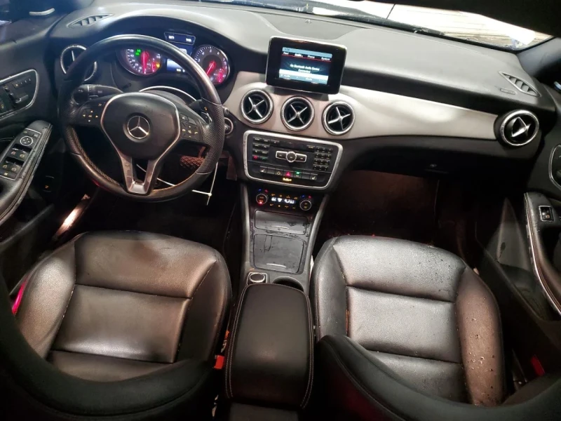 Mercedes-Benz CLA 250, снимка 8 - Автомобили и джипове - 49290295