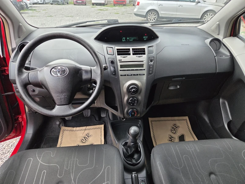 Toyota Yaris 1.0i GPL, снимка 9 - Автомобили и джипове - 51612944