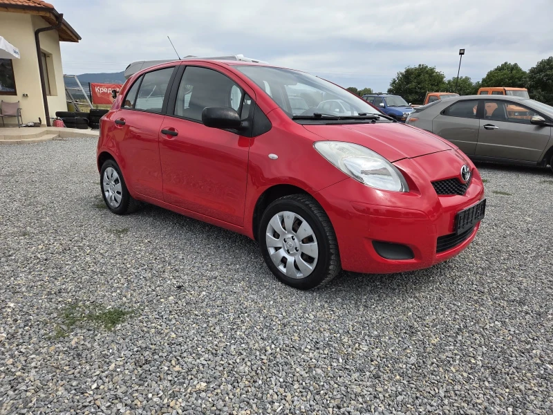 Toyota Yaris 1.0i GPL, снимка 2 - Автомобили и джипове - 51612944