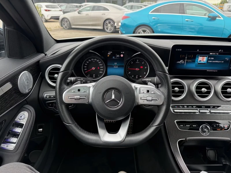 Mercedes-Benz C 220 d/AMG/194HP/DISTR/PANO/360/BURM/HUD/CARPLAY/806f, снимка 10 - Автомобили и джипове - 51845220