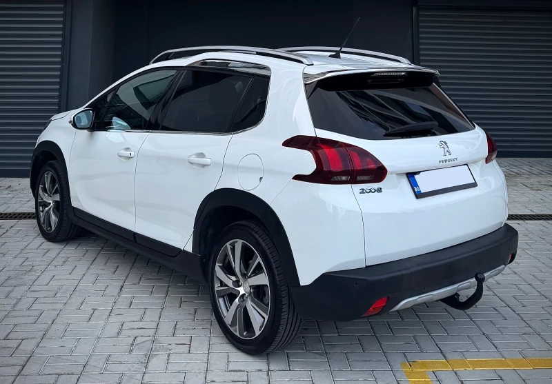 Peugeot 2008 1.2 130к.с. Аllure Facelift 84хил.км , снимка 4 - Автомобили и джипове - 52544770