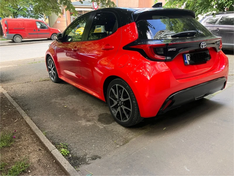 Toyota Yaris цена до 21.12, снимка 3 - Автомобили и джипове - 52450163