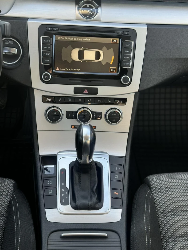 VW CC 2.0, снимка 15 - Автомобили и джипове - 52382961