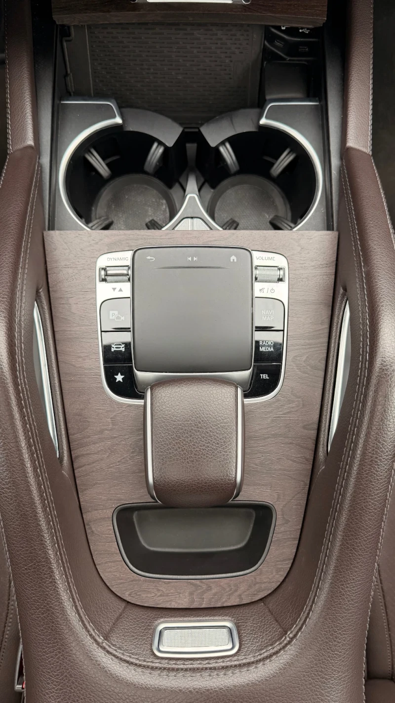 Mercedes-Benz GLE 450 450 | 2020 | AMG визия | 4MATIC | Панорама | Burme, снимка 7 - Автомобили и джипове - 53220039