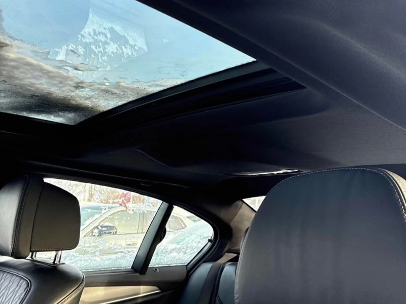 BMW 530E * xDrive iPerformance * CARFAX * ЦЕНА ДО БГ, снимка 14 - Автомобили и джипове - 53304471