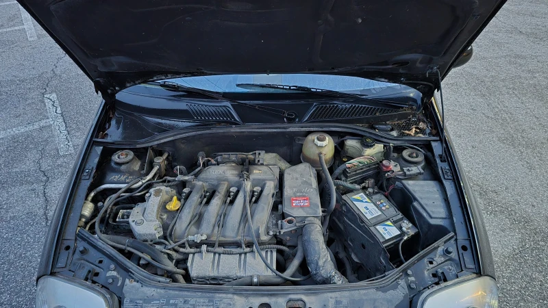 Renault Clio, снимка 7 - Автомобили и джипове - 53358176