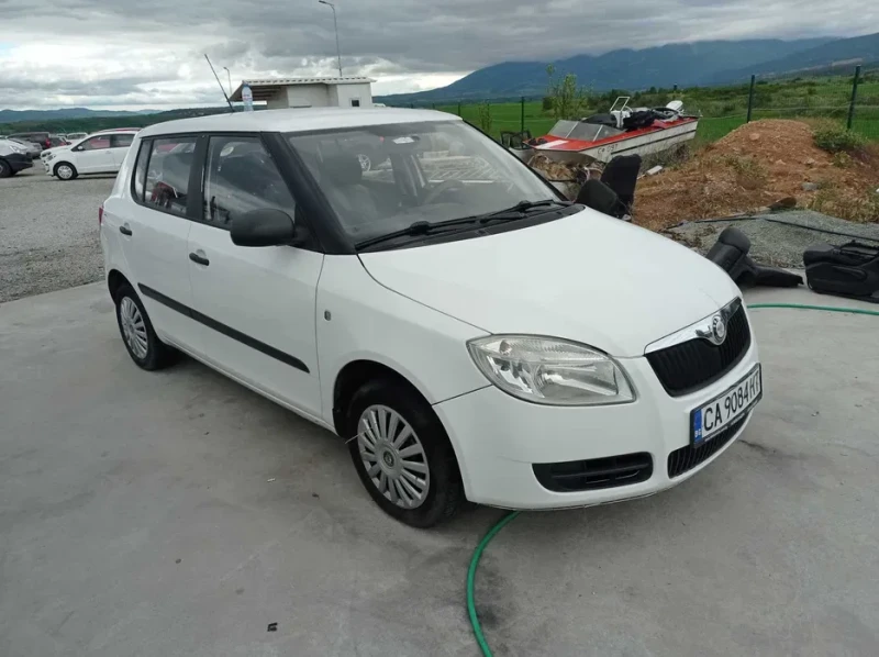 Skoda Fabia, снимка 4 - Автомобили и джипове - 53430186