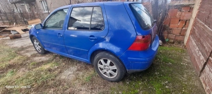 VW Golf 1.9TDI 90, снимка 6 - Автомобили и джипове - 49039000