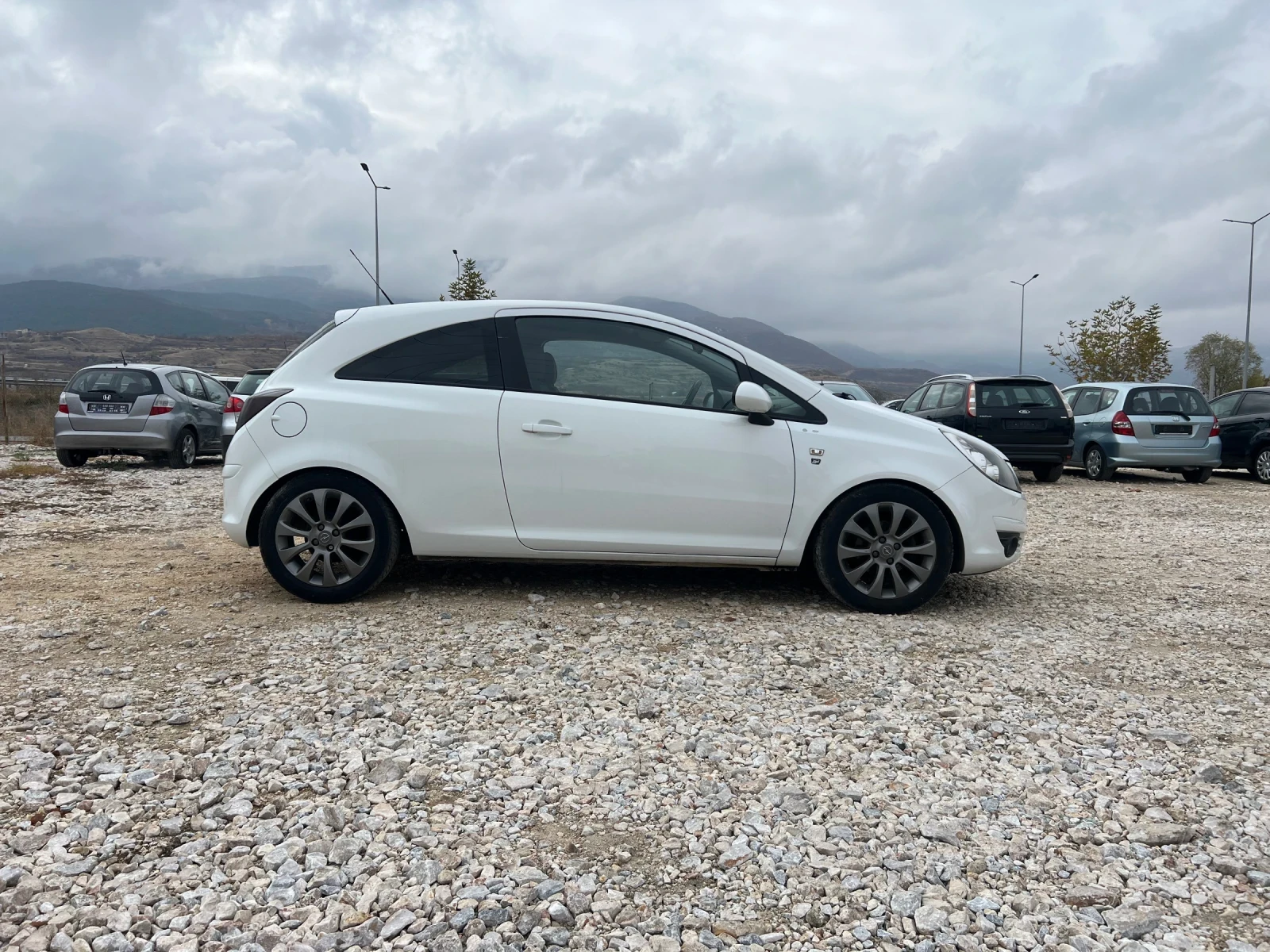 Opel Corsa 1, 2 GPL-TECH EDITCION - изображение 5