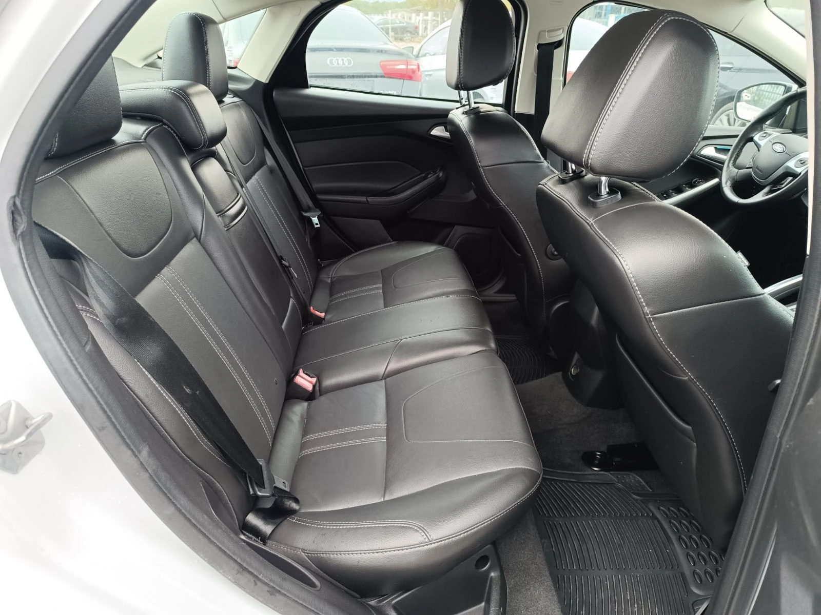 Ford Focus 2.0 Автомат | Mobile.bg — изображение 15