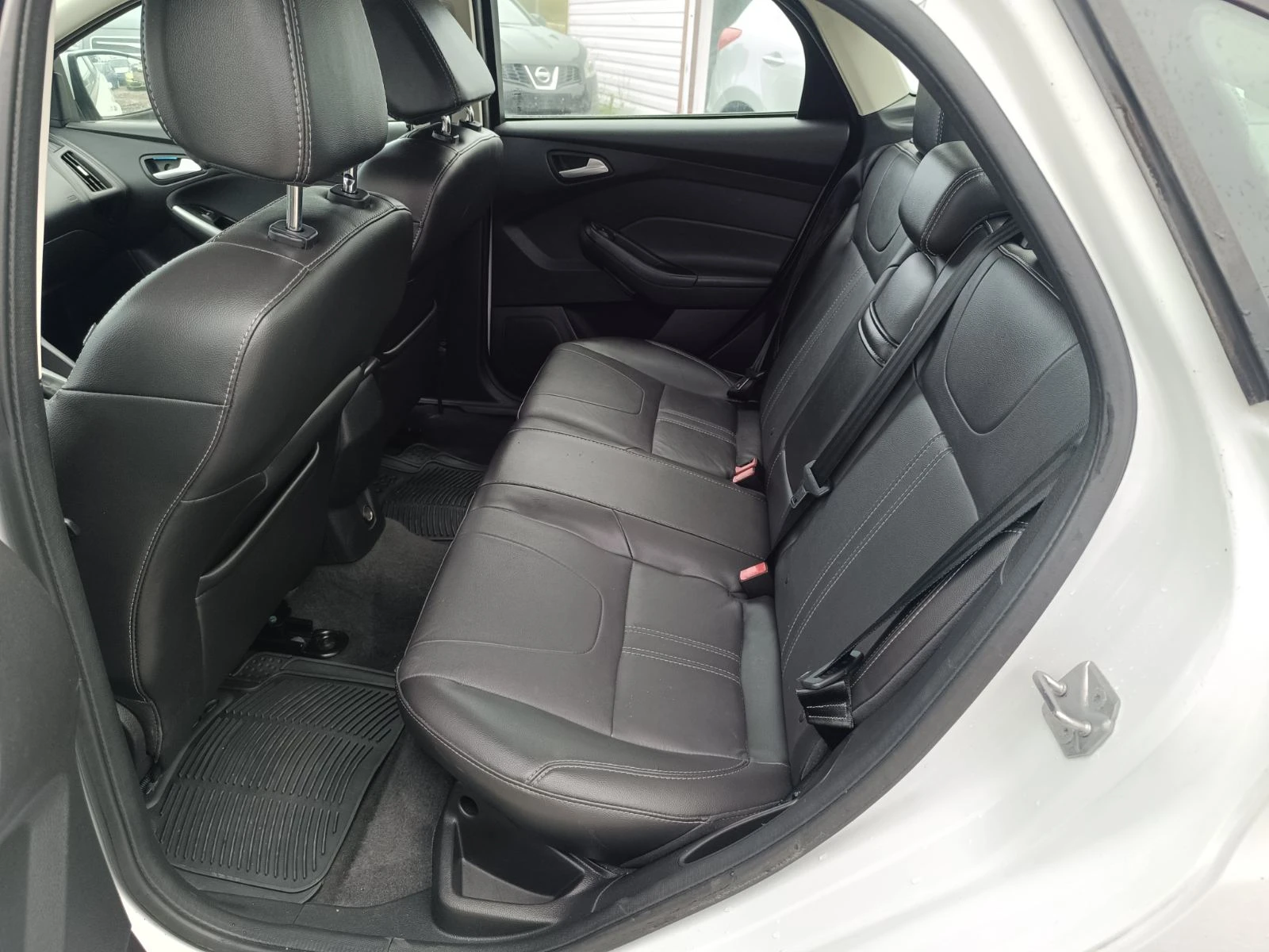 Ford Focus 2.0 Автомат | Mobile.bg — изображение 12