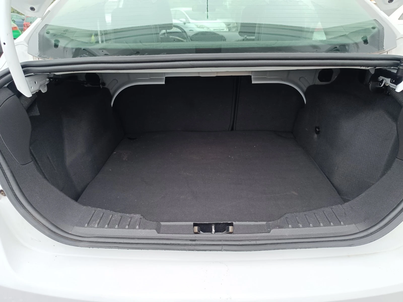 Ford Focus 2.0 Автомат | Mobile.bg — изображение 16