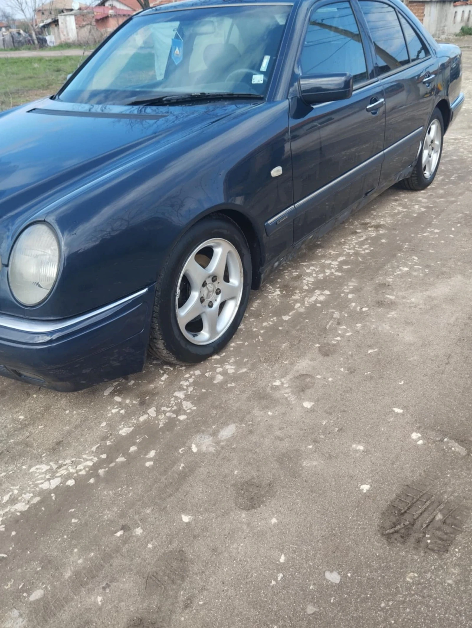 Mercedes-Benz E 290 290 TD - изображение 3